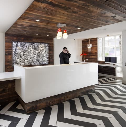 The Inn at Venice Beach, Lobby