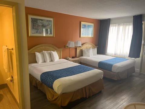 Travelodge by Wyndham San Francisco Airport North