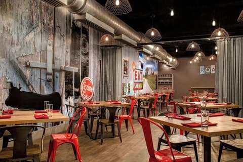 Renaissance Orlando Resort – Disney Springs® Area