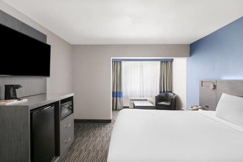 Travelodge Inn & Suites by Wyndham Anaheim on Disneyland Dr