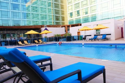 Crowne Plaza Jeddah by IHG, Pool