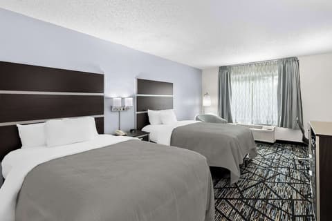 Quality Inn Atlanta Northlake, Room