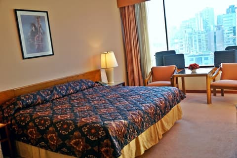 Real Plaza Hotel and Convention Center