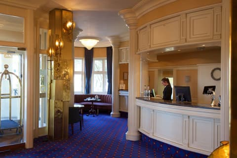 Bournemouth Carlton Hotel by Belvilla