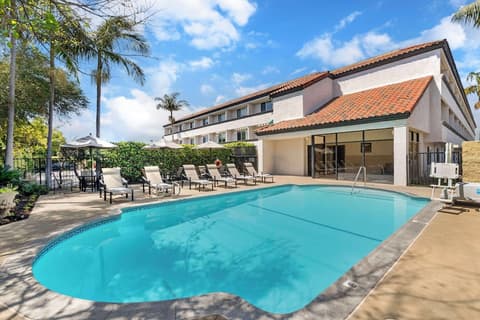 Best Western Plus Newport Mesa Inn, Pool