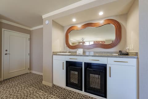 Rio Hotel & Casino, a Destination by Hyatt Hotel, Room