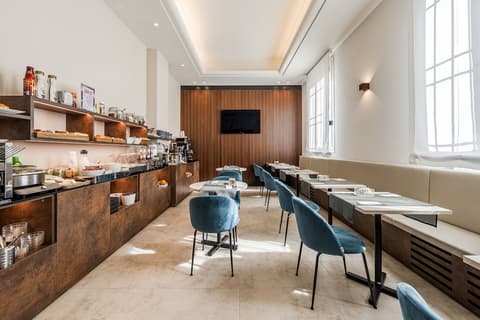 Hotel Astoria, Breakfast buffet