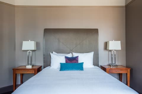 Magnolia Hotel Dallas Downtown, Room