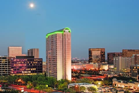 DoubleTree by Hilton Hotel & Suites Houston by the Galleria