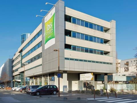 ibis Styles Massy Opera Hotel