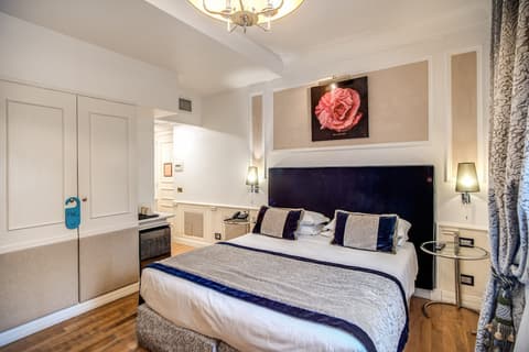 Hotel Britannia, Room