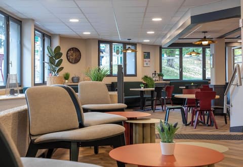 B&B HOTEL Lourdes Centre Gare 3 étoiles