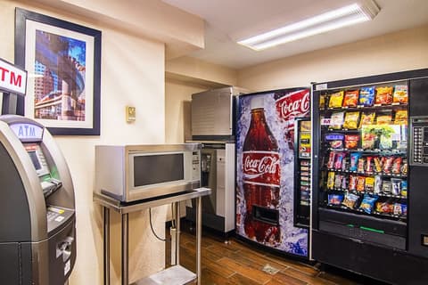 Red Oak Inn Detroit - Southfield