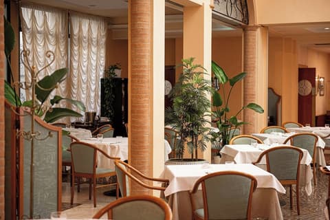 Phi Hotel dei Medaglioni, Restaurant