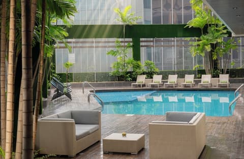 Melia Kuala Lumpur, Outdoor pool