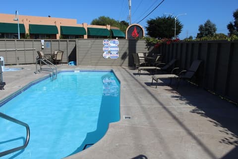 Best Western De Anza Inn, Outdoor pool