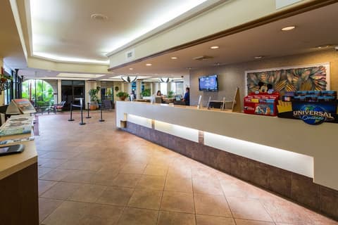 Maingate Lakeside Resort & Hotel, 