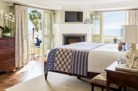 Shutters on the Beach, Room