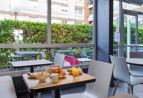 B&B HOTEL Marseille Prado Parc des expositions, Restaurant