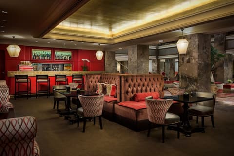 The Michelangelo New York, Breakfast area