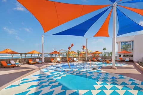 JA Beach Hotel, Dubai, Water park