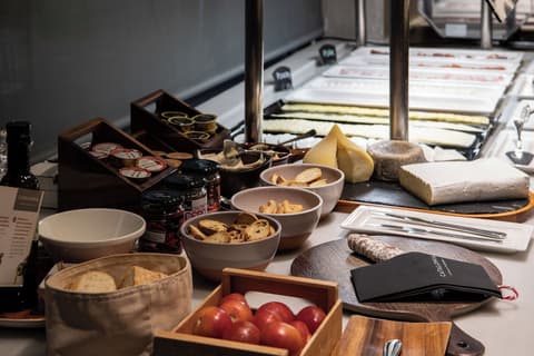 Catalonia Atenas, Breakfast buffet