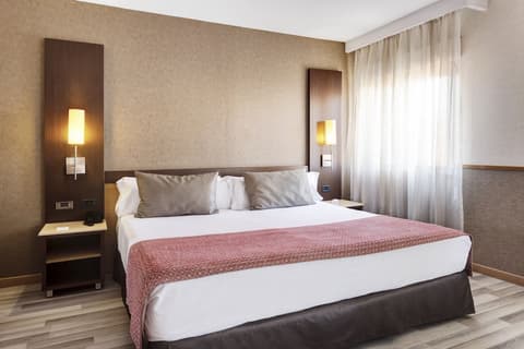 Catalonia Santa Justa, Room