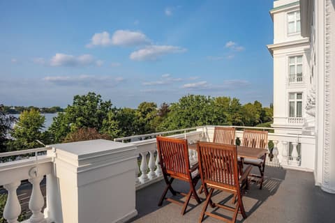 Hotel Atlantic Hamburg, Autograph Collection