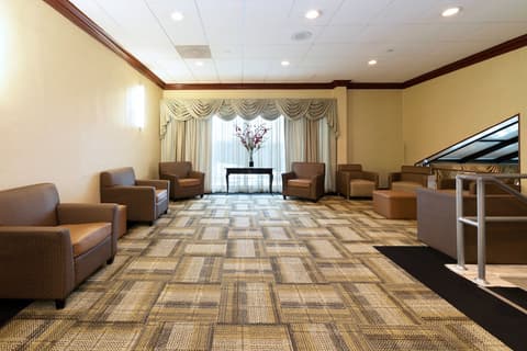 Garner Hotel Totowa by IHG