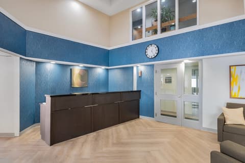 Comfort Inn Belleville, Lobby