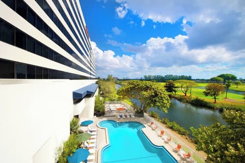 Sheraton Miami Airport Hotel & Executive Meeting Center, Pool