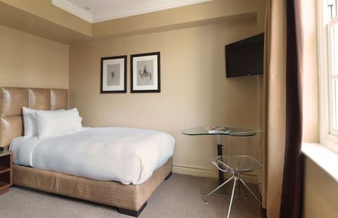 Radisson Blu Hotel, London Bond Street