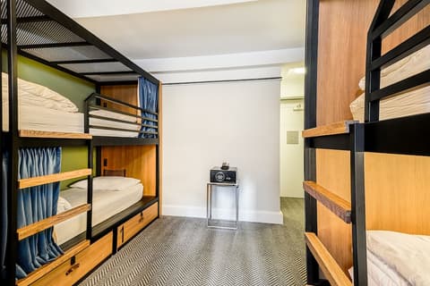 Paramount Times Square – A Generator Hotel