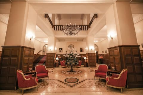 Dalat Palace Heritage Hotel, Interior entrance