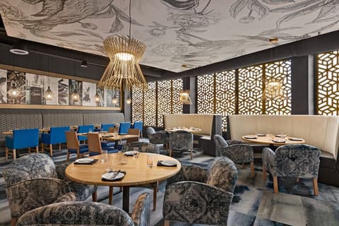 Holiday Inn Philadelphia Arpt-Stadium Area by IHG