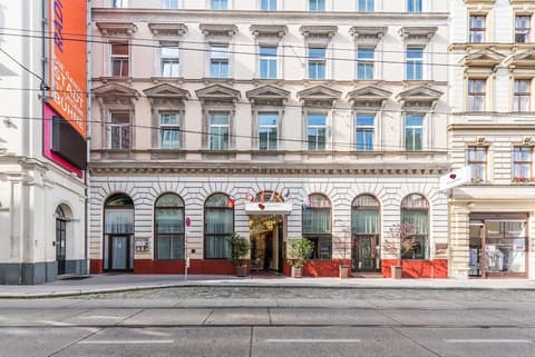 Theaterhotel & Suites Wien, Exterior