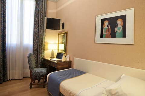Rivoli Boutique Hotel