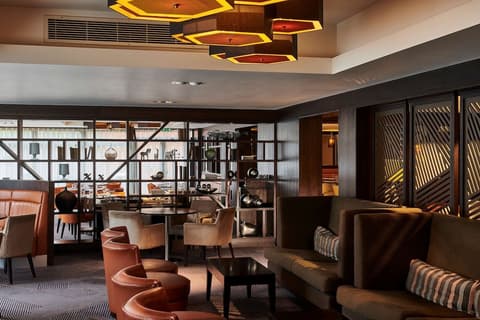 DoubleTree by Hilton London - Ealing Hotel