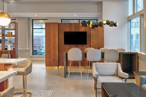 Le Meridien St. Louis Downtown