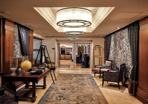 The Royal Horseguards, London, Lobby