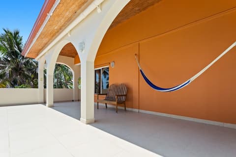 Sunbreeze Hotel