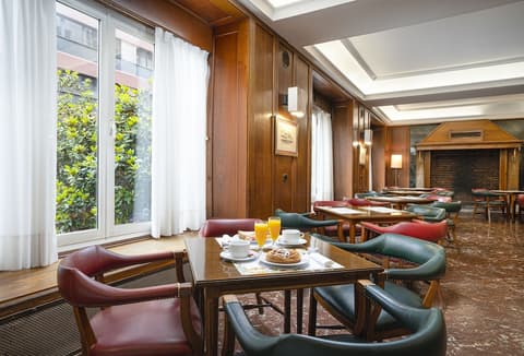 Hotel Hernán Cortés