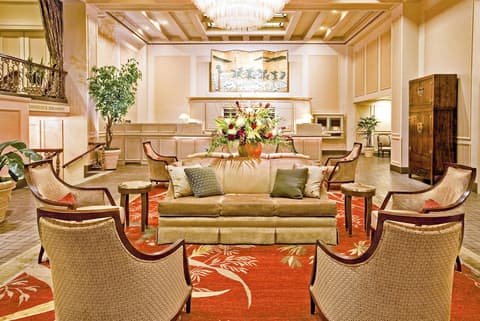 Mayflower Park Hotel