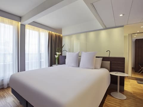 Mercure Paris Arc de Triomphe Etoile