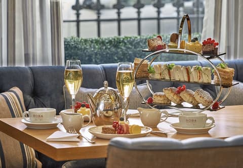 Norfolk Towers Paddington Hotel, Delicatessen