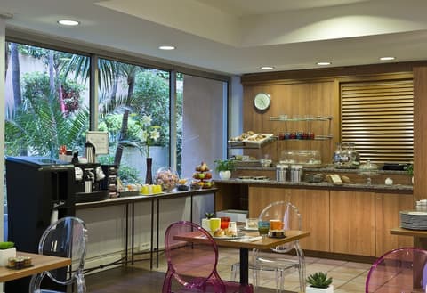 Residhome Nice Promenade, Breakfast area