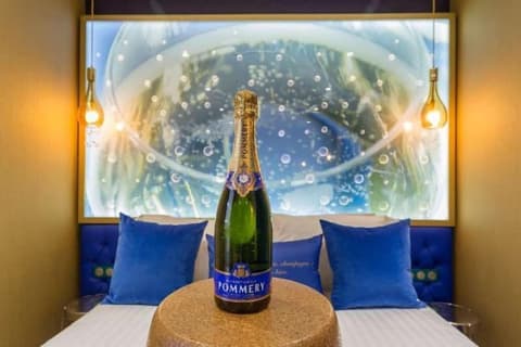 Hotel Les Bulles de Paris