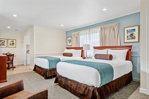 Inn By The Harbor, Room