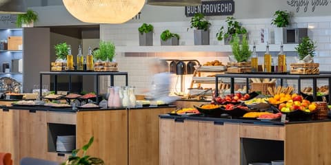 Novotel Krakow City West, Breakfast buffet