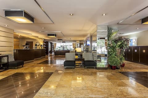 Le Nouvel Hotel